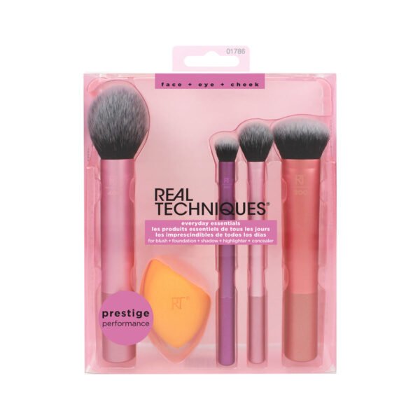 Real Techniques Everyday Essentials set,