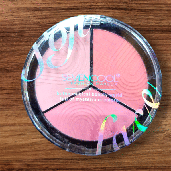 SEVENCOOL blush palette with three shades of pink