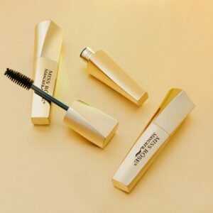 Miss Rose Glance Back and waterproof Mascara