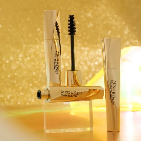 Miss Rose Glance Back and waterproof Mascara