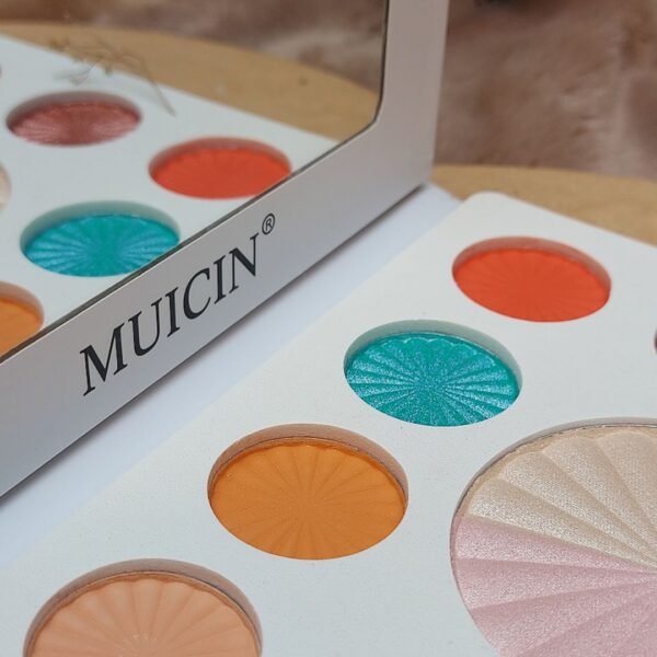 MUICIN White Blusher & Eyeshadow Palette